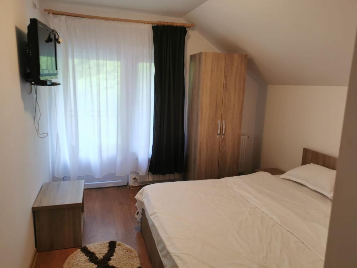 Hotel Casa Noastra Orşova Zimmer foto